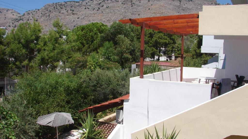 Apostolis Aparthotel Pefki (Rhodes)