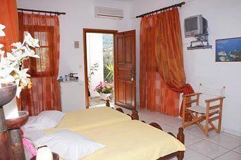 Aparthotel Artemis Stafylos
