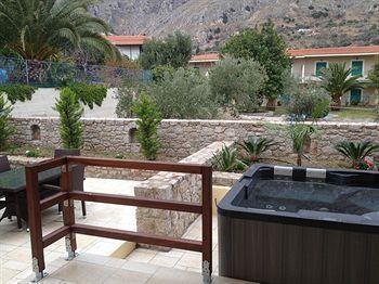 Hotel Pearl Bay 3*