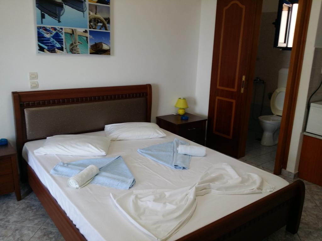 Kocheilas Studios Aparthotel