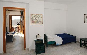 Idomeneas & Hotel