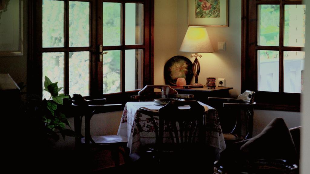 Vateri Guest house *