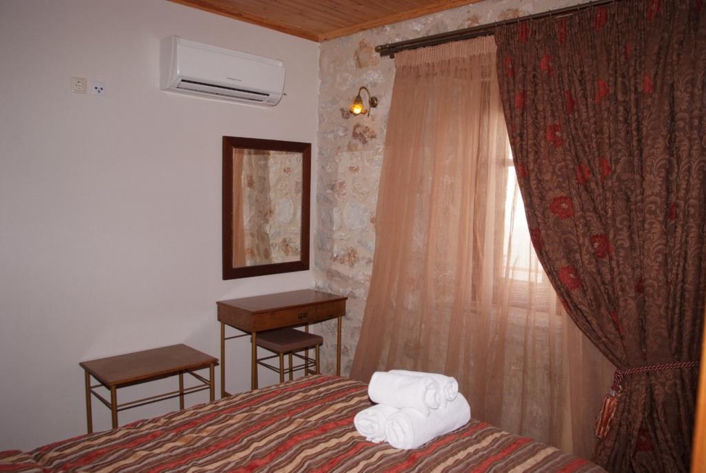 Aparthotel Anigraia 3*