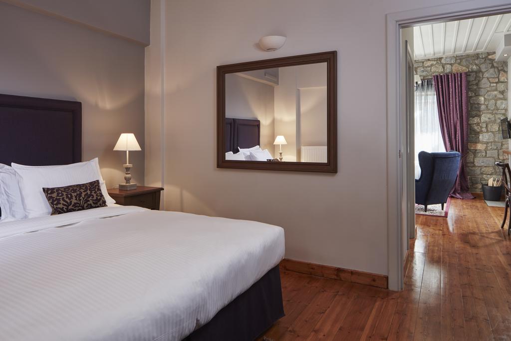 Nefeles Luxury Residences & Lounge