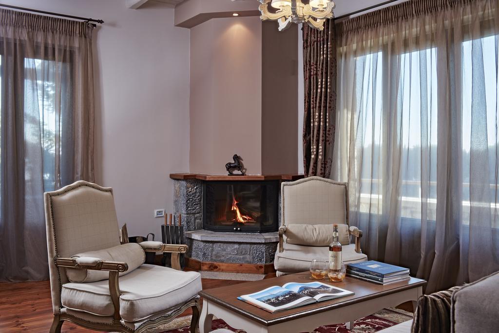 Nefeles Luxury Residences & Lounge Kardaras