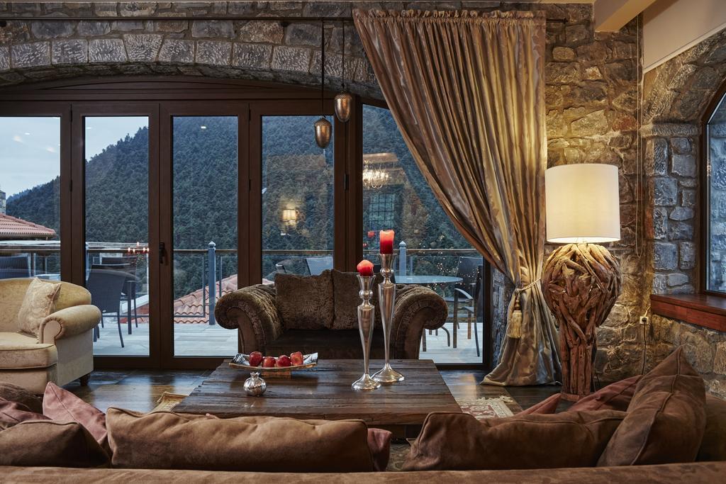 Nefeles Luxury Residences & Lounge