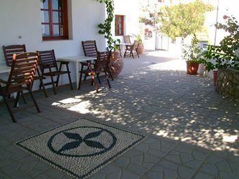 Chrysa * Lindos (Rhodes)