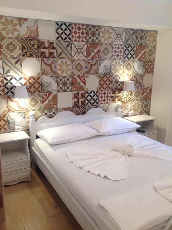 Chrisanthi Apartment