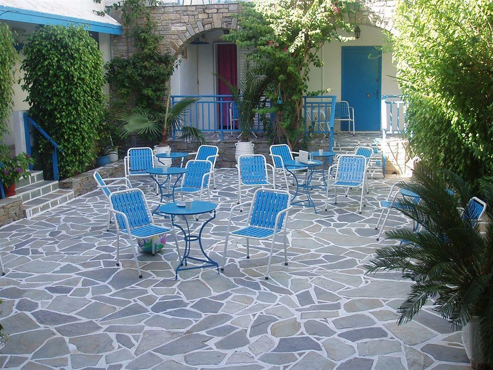 Grivas Hotel 2*