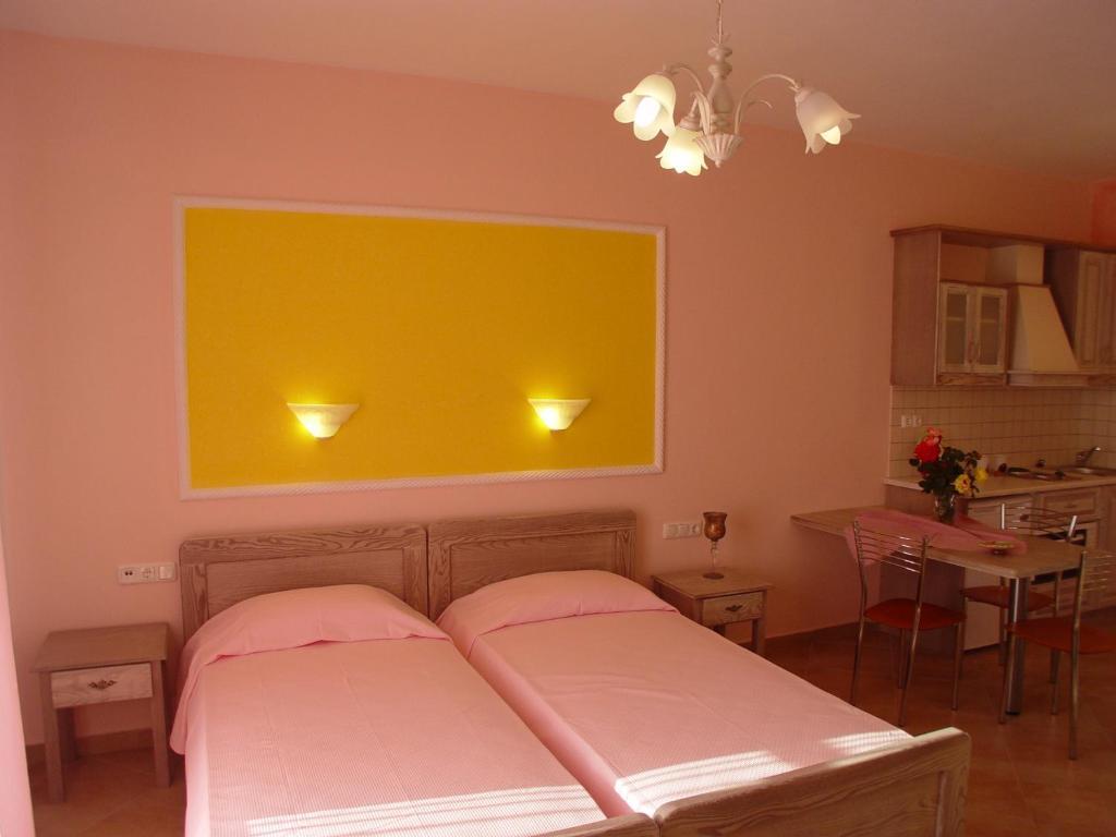 Annita's Village 3*