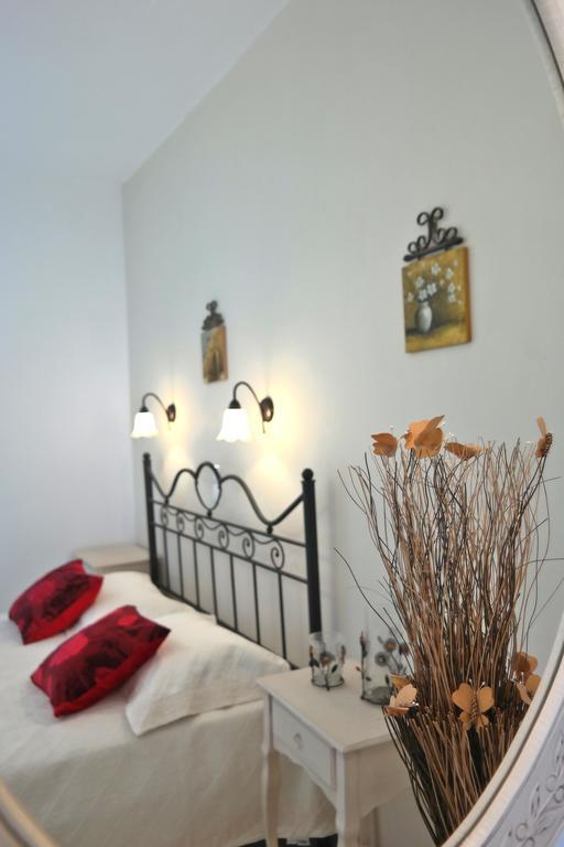 Magic Land Apartment Plaka (Naxos)
