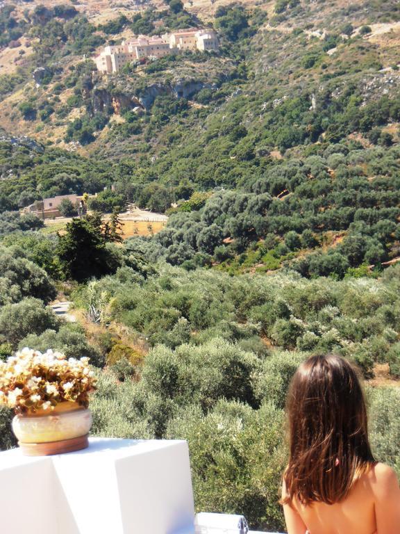 Villa Lofos Perivolia (Theriso)