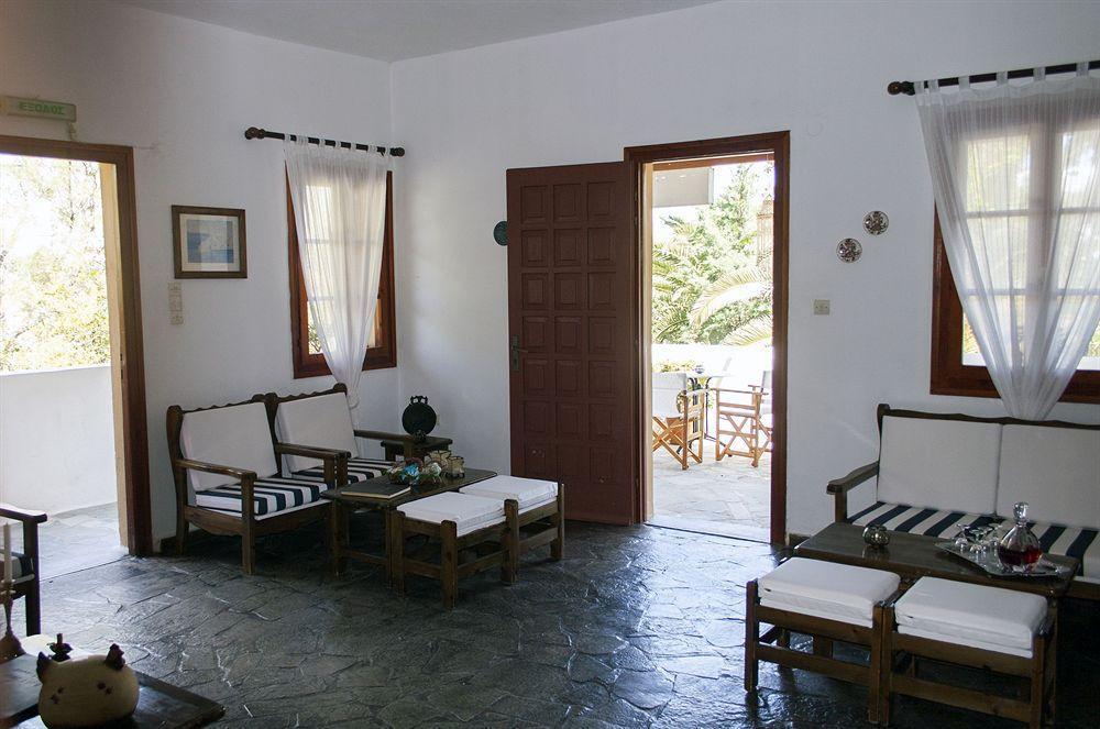 Hotel Manto Naousa (Paros)