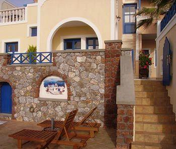 Thira Hotel