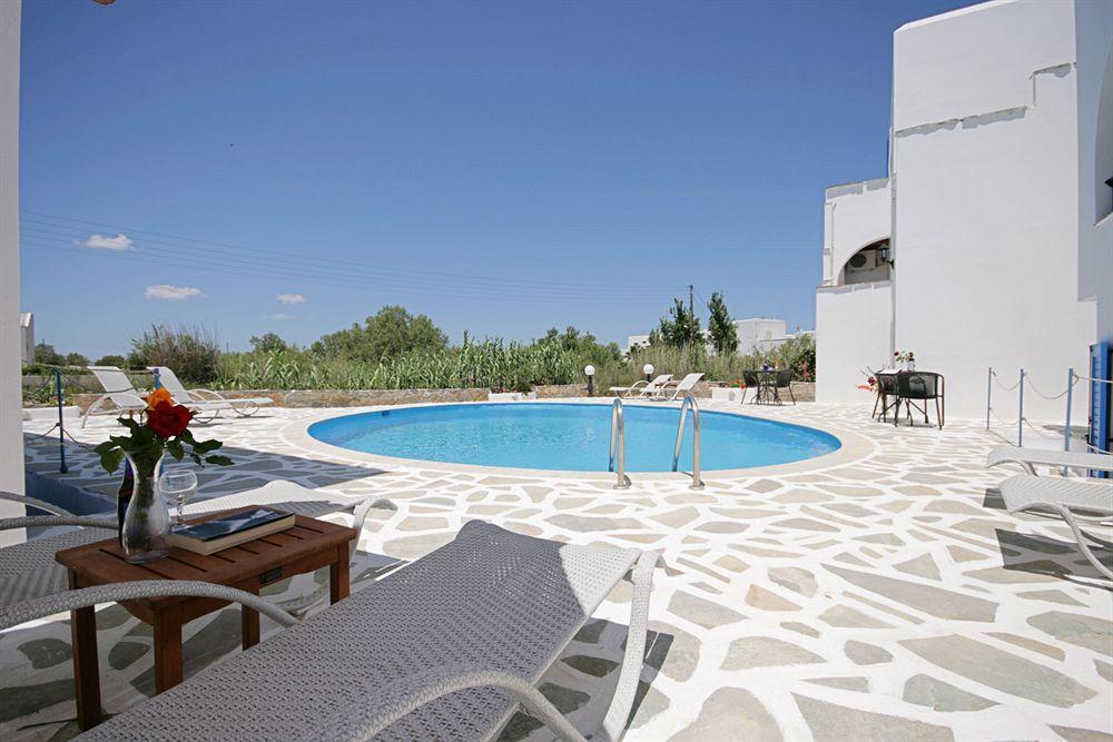Sunny Aparthotel 2*