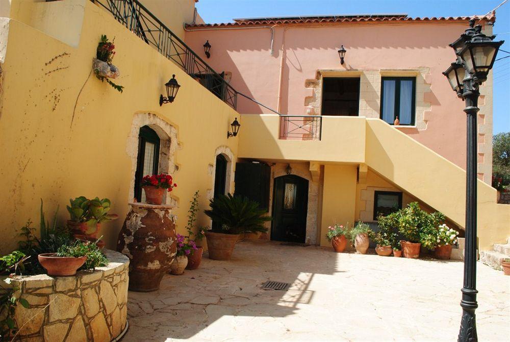 Apartment Skandalis Traditional