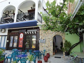 Apartment Captains Boutique *
