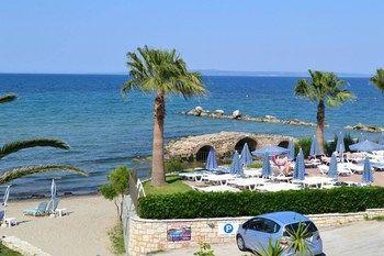 Hotel Nadias 2*