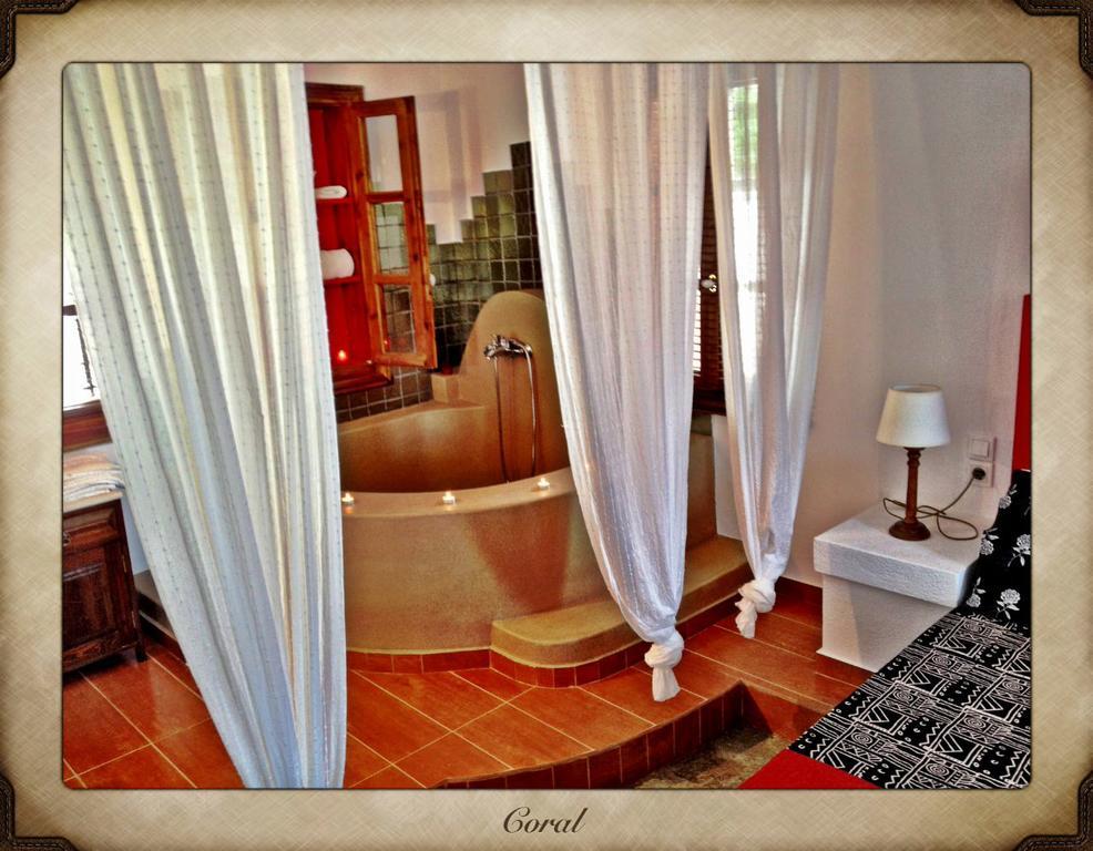 Aperanto Galazio Hotel 2*