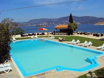 Aliki Beach Aparthotel