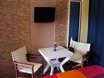 Aparthotel Aliki Beach 3*