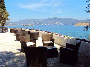 Aliki Beach 3* Galatas (Poros)