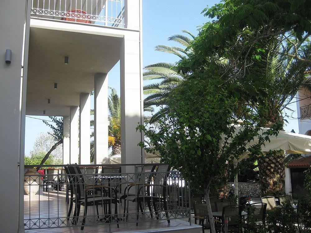 Achilles Hotel 3*