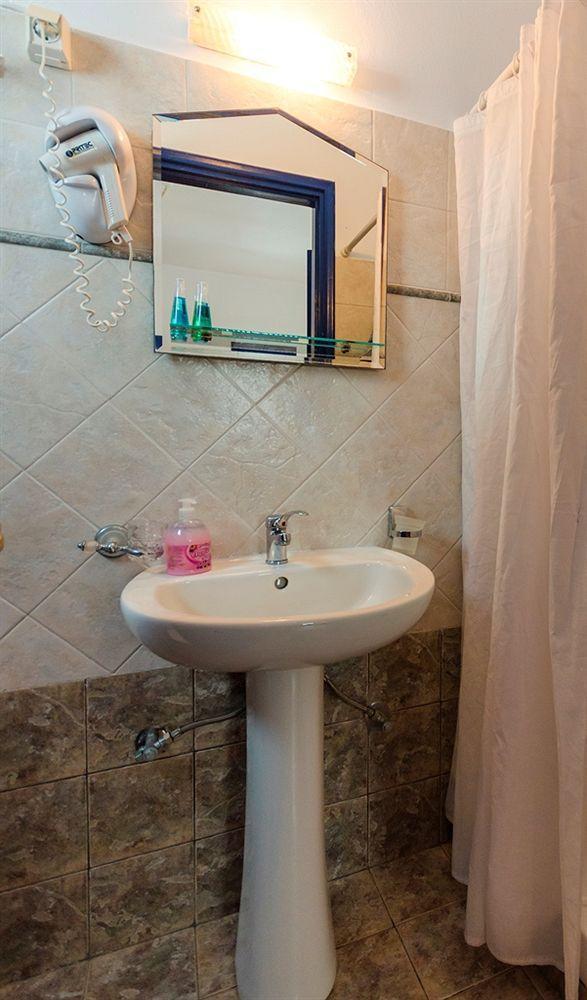 Mouras Aparthotel 2*