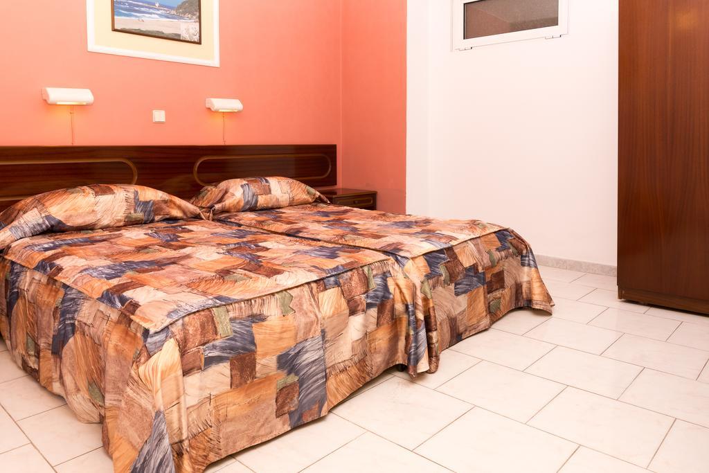 Aphrodite Apartment *