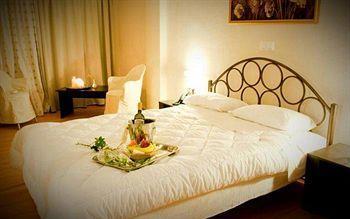 Hotel Golden Beach 3*