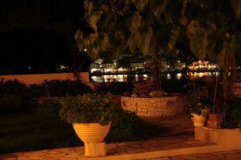 Ballas Apartment Agia Efimia