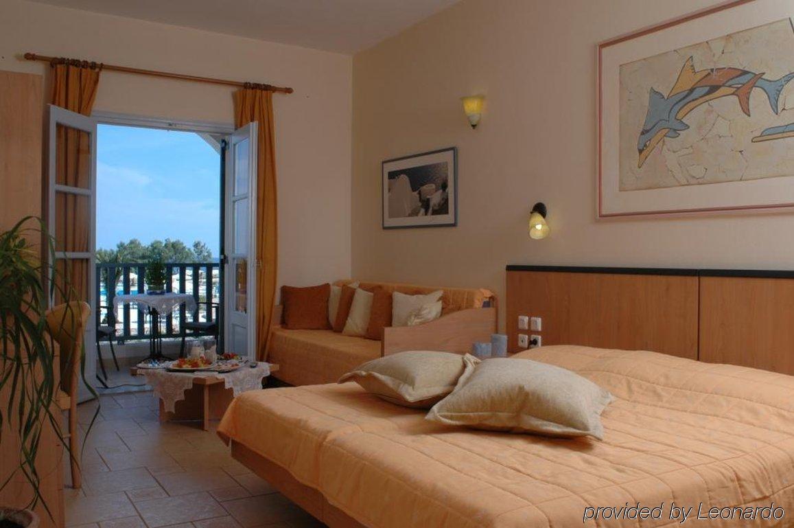Santo Miramare Perissa (Santorini)