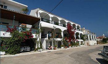 Athina Hotel 3*