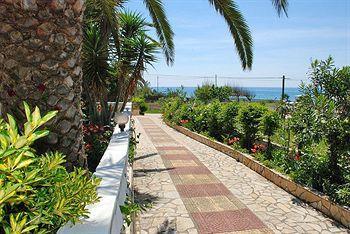 Paramonas * Paramonas (Corfu)