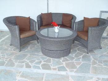 Ilioxenia Apartment *