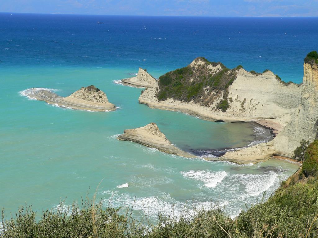 Sunshine Corfu And Hotel Nisaki (Corfu)