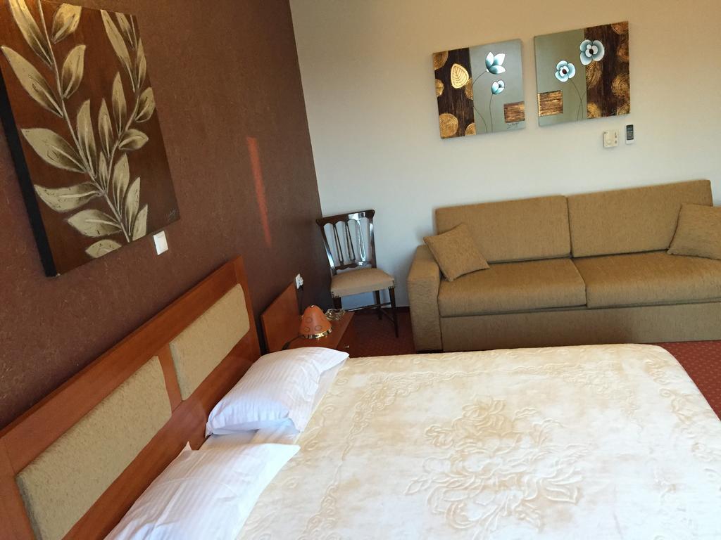 Achillio Hotel