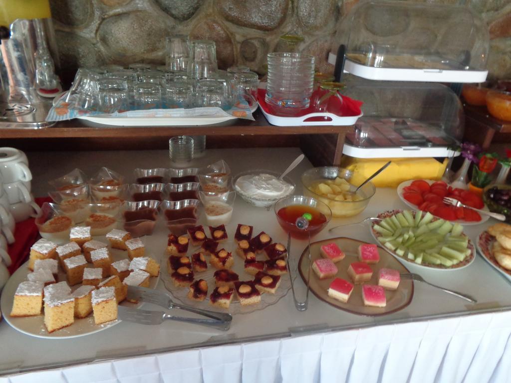 Angela Hotel 2*