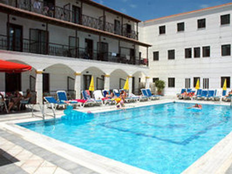 Hotel Lefkimi 2*