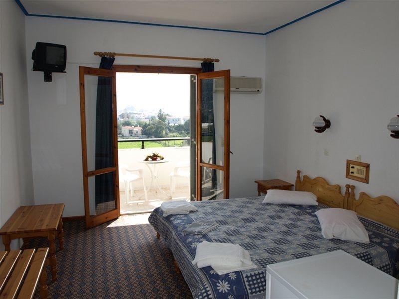 Panorama Hotel 3*