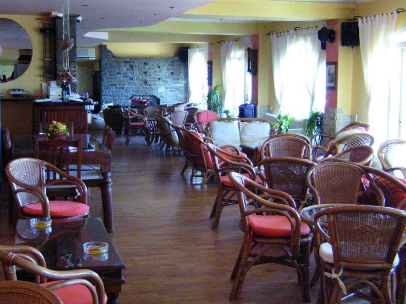 Nikolas 3* Parikia (Paros)