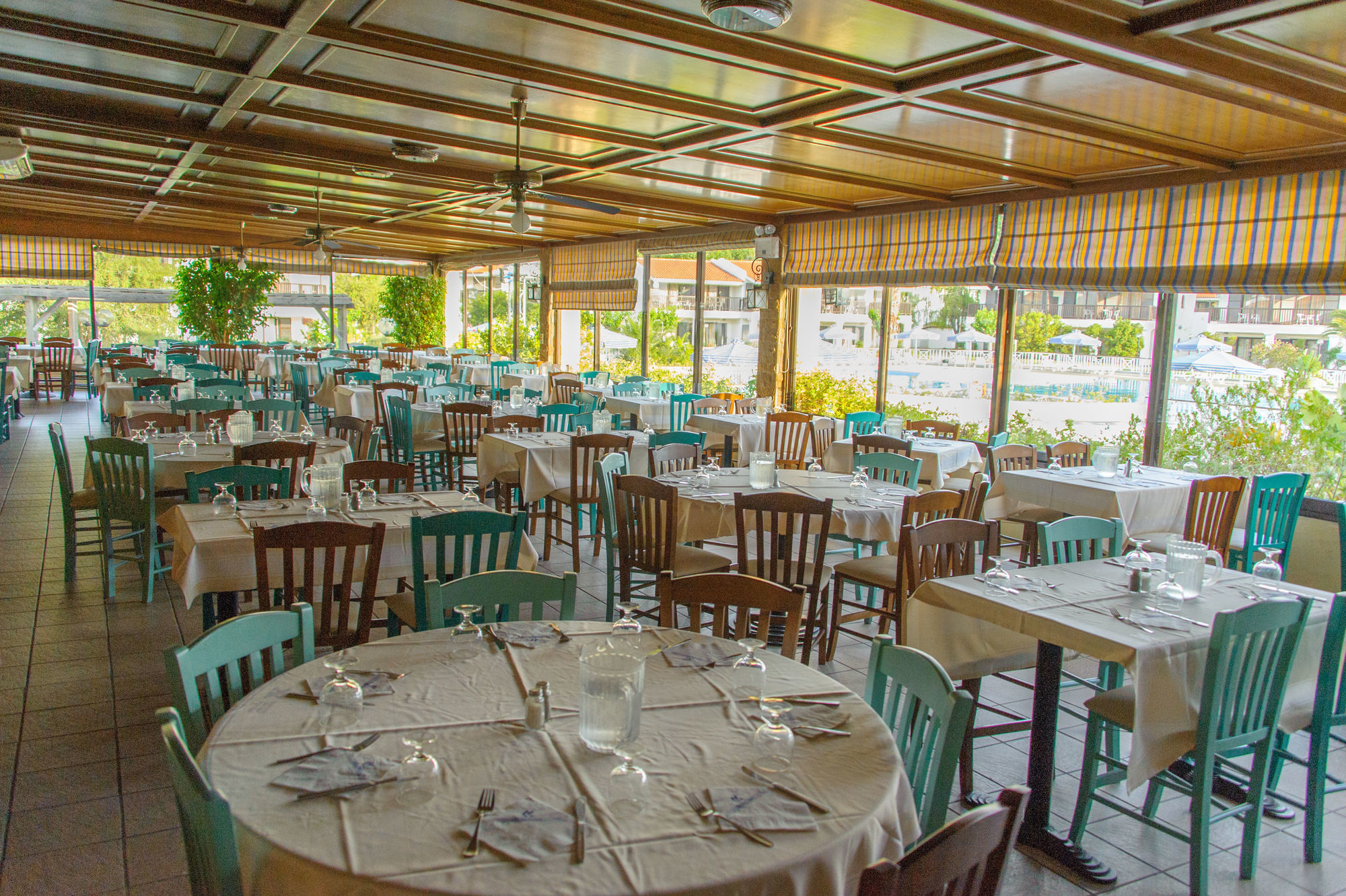 Hotel Golden Coast &