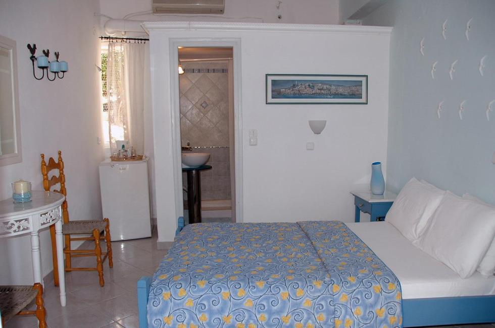 Guest house Mania And Poros Town