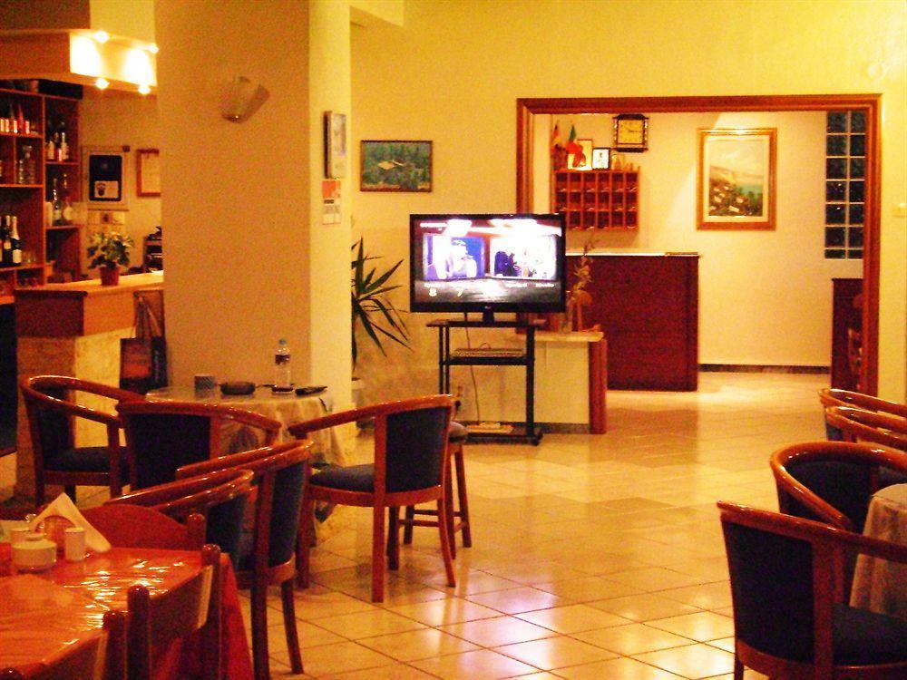 Gold Stern Hotel 3*