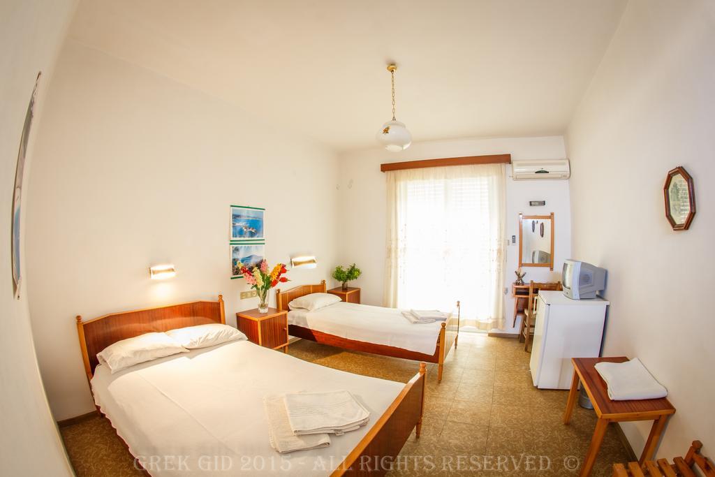 Byzantium Studios And Apartment