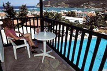 Dionyssos 3* Skopelos Town