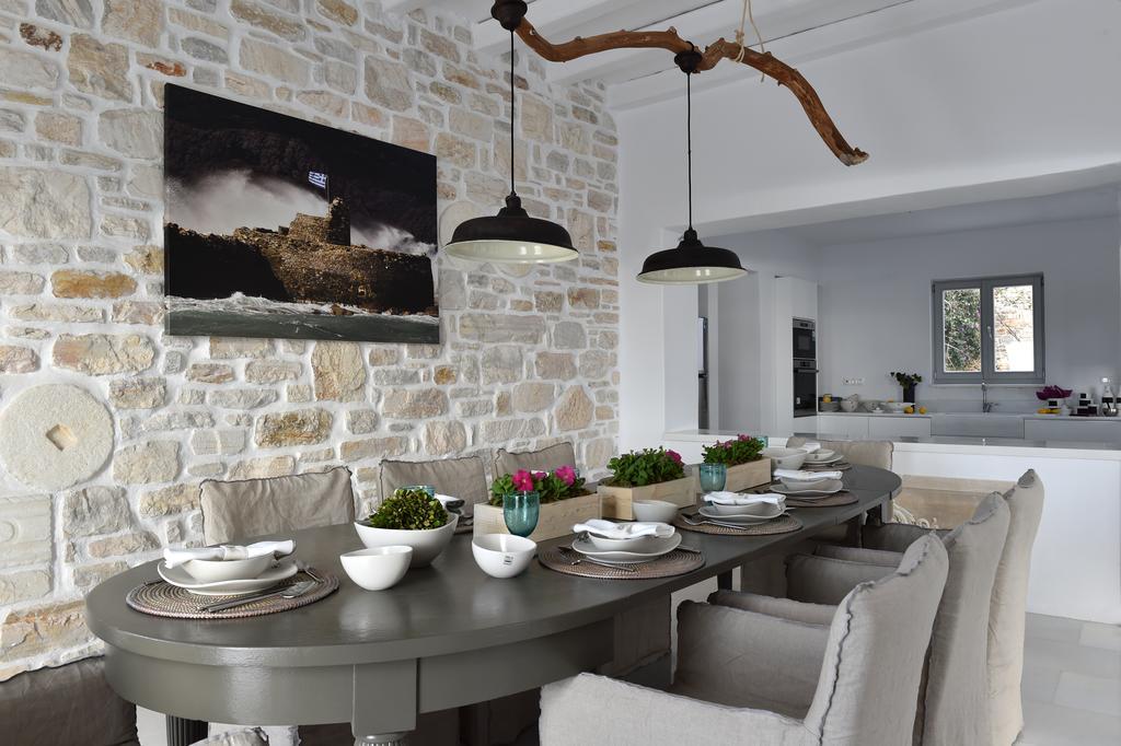 Aethra Exclusive * Parikia (Paros)