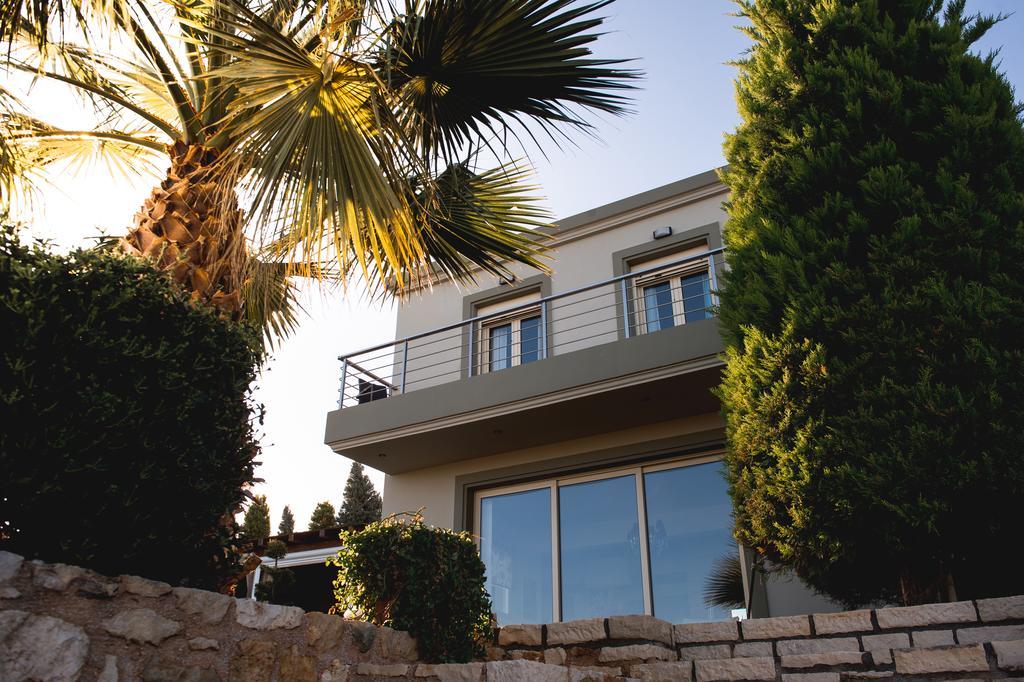 Luxurious Private Gouves