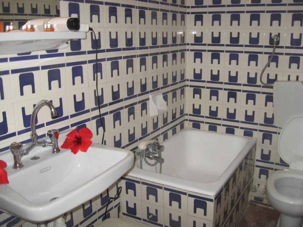 Hotel Marie Acharavi (Corfu)
