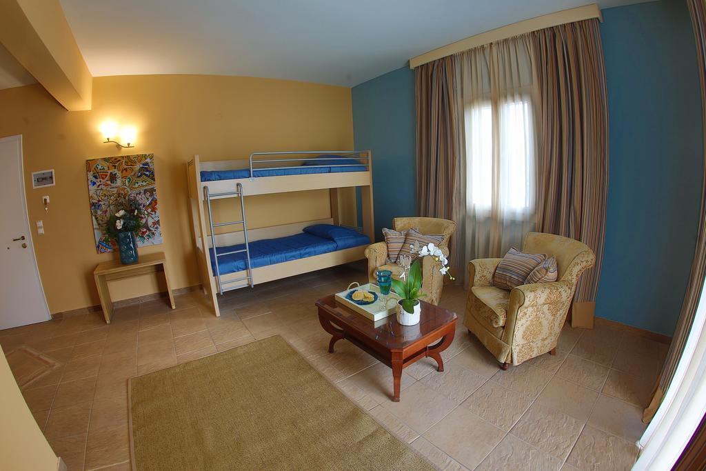 Dolphin Bay Seaside & Galissas